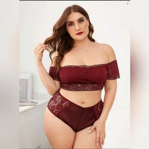 Plus size lingerie
